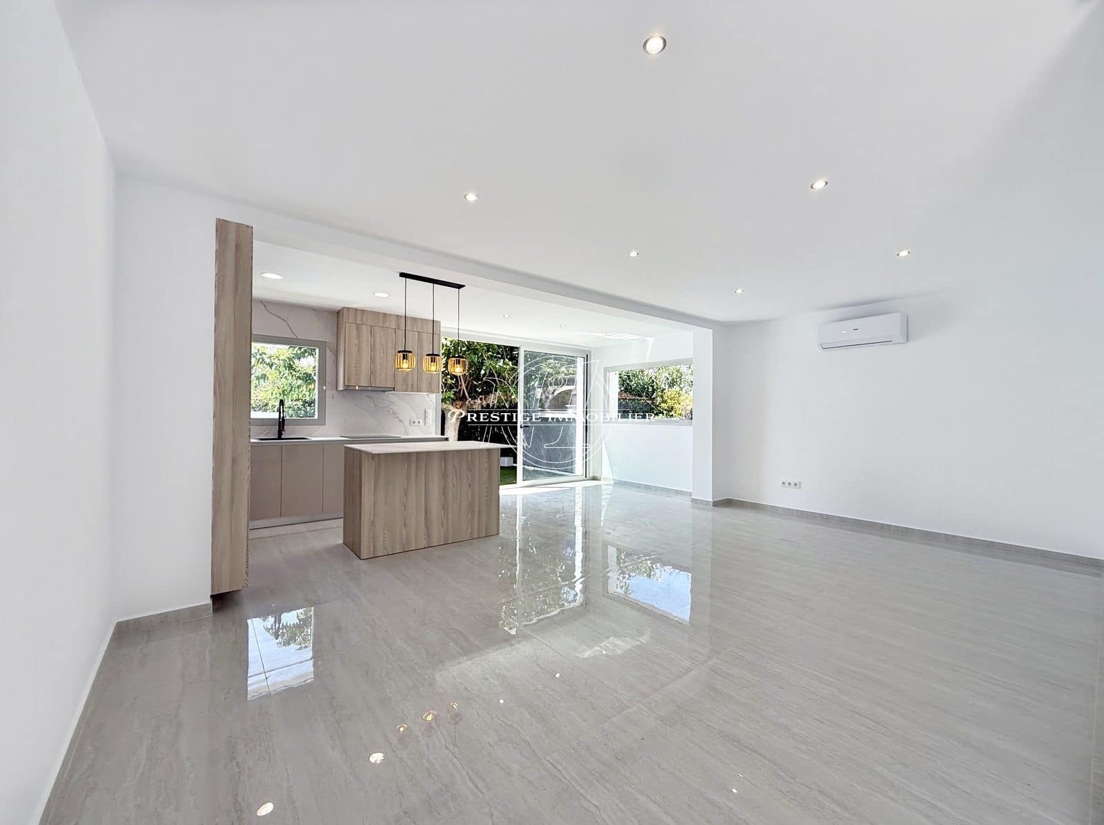 3 bedroom Villa for sale in Roses with pool - € 549,000 (Ref: 9263710)