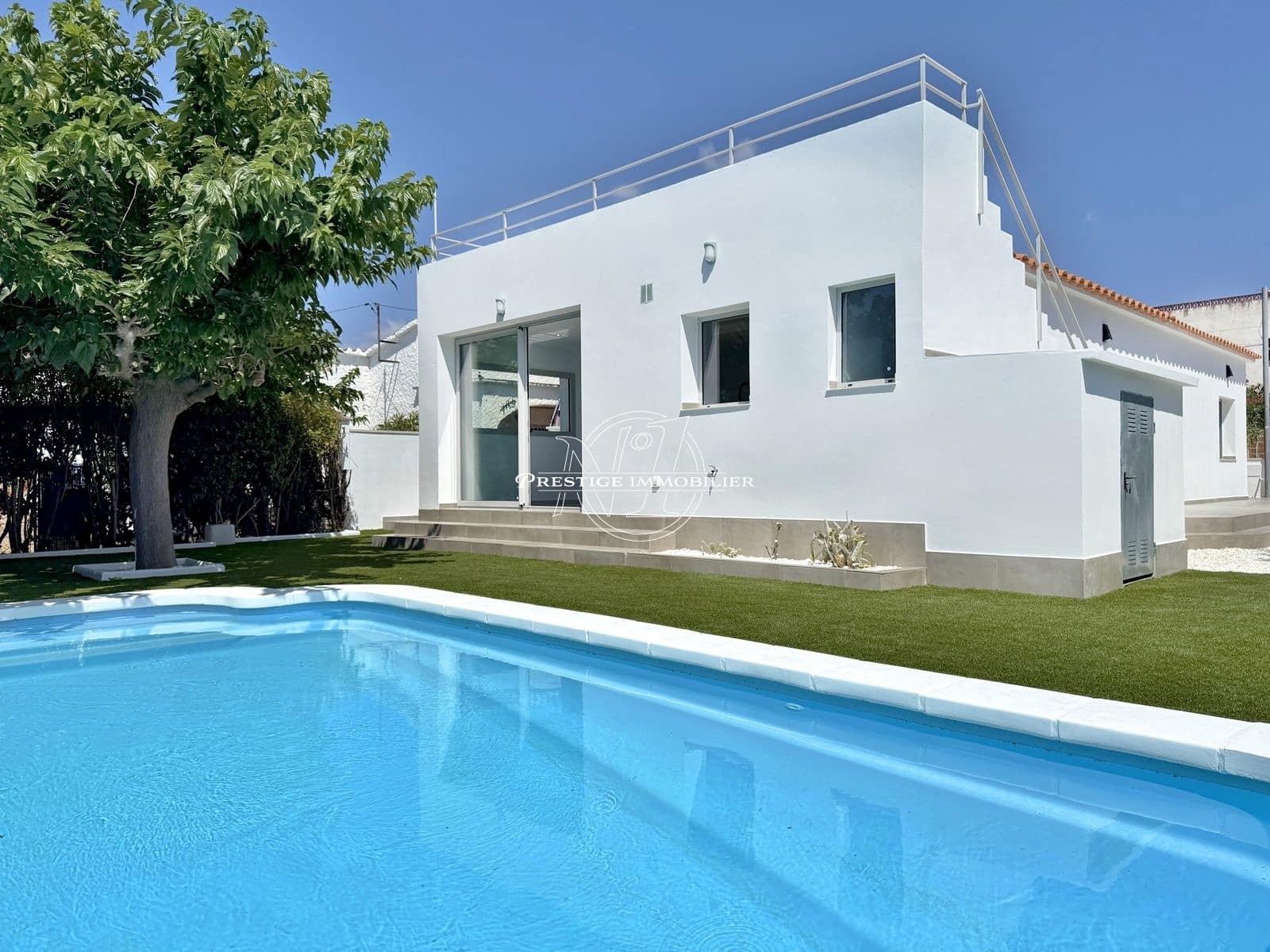 3 bedroom Villa for sale in Roses with pool - € 549,000 (Ref: 9263710)