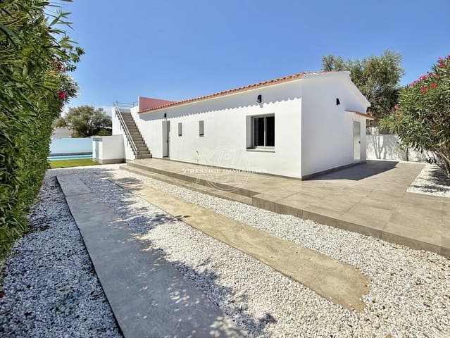 Chalet de 3 habitaciones en Roses en venta con piscina - 549.000 € (Ref: 9263710)