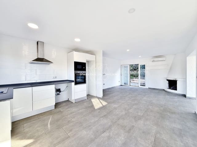 3 sypialnia Willa na sprzedaż w Roses - 450 000 € (Ref: 9263711)