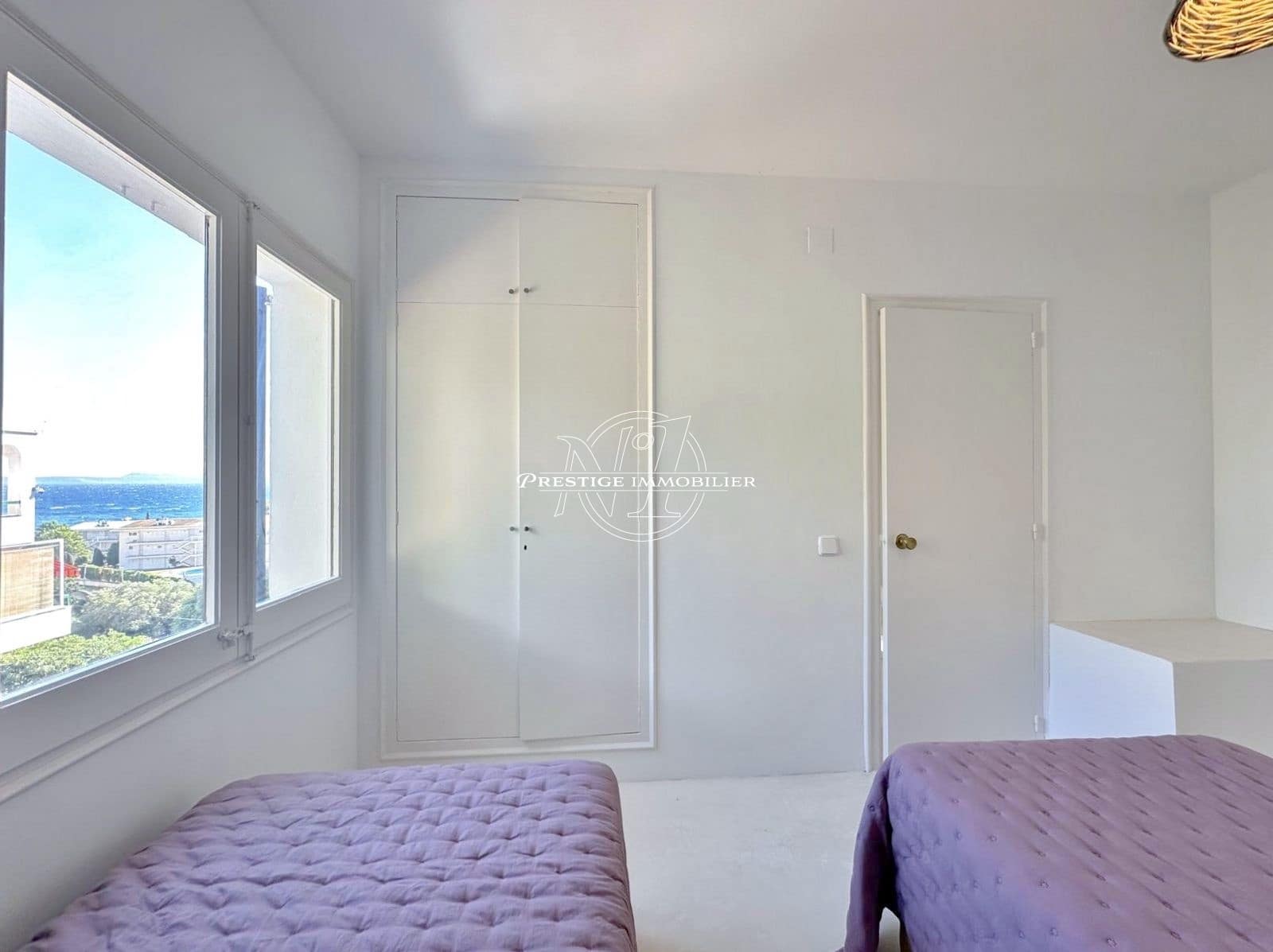 3 bedroom Villa for sale in Roses - € 460,000 (Ref: 9263713)