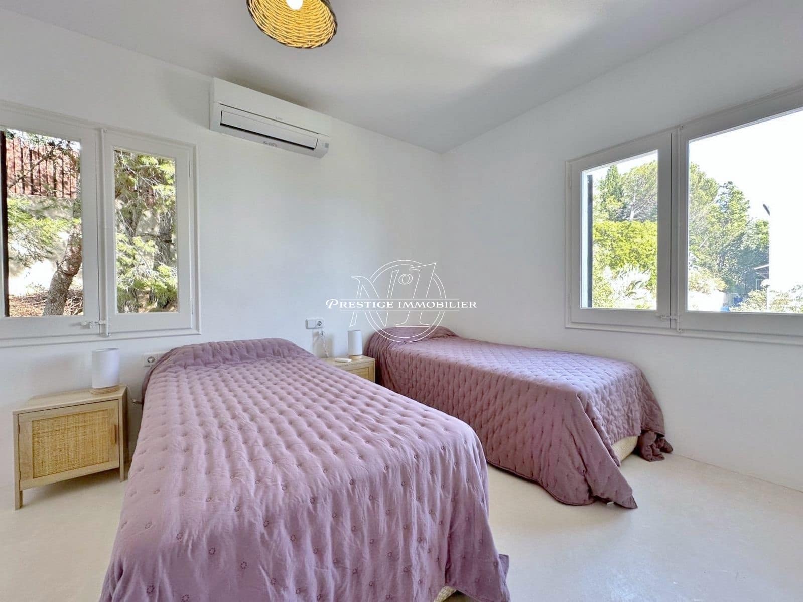 3 bedroom Villa for sale in Roses - € 460,000 (Ref: 9263713)