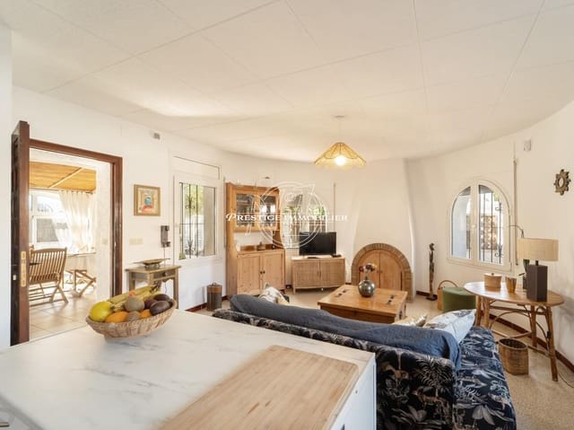 3 soveværelse Villa til salg i Empuriabrava, Castelló d'Empúries - € 390.000 (Ref: 9263715)