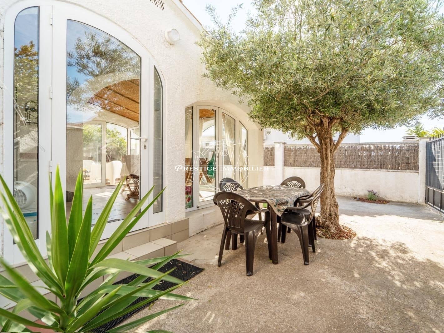 3 soveværelse Villa til salg i Empuriabrava - € 390.000 (Ref: 9263715)