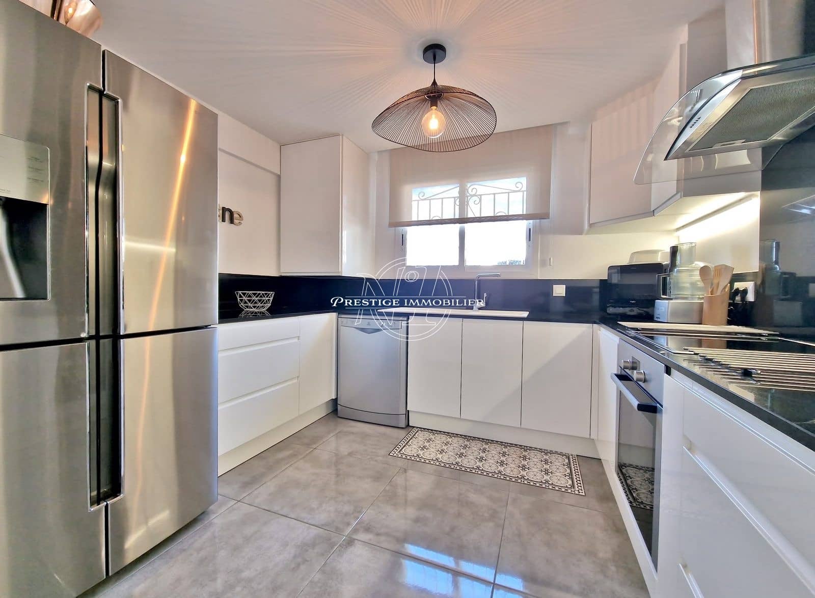 5 slaapkamer Villa te koop in Empuriabrava met zwembad - € 699.000 (Ref: 9263717)