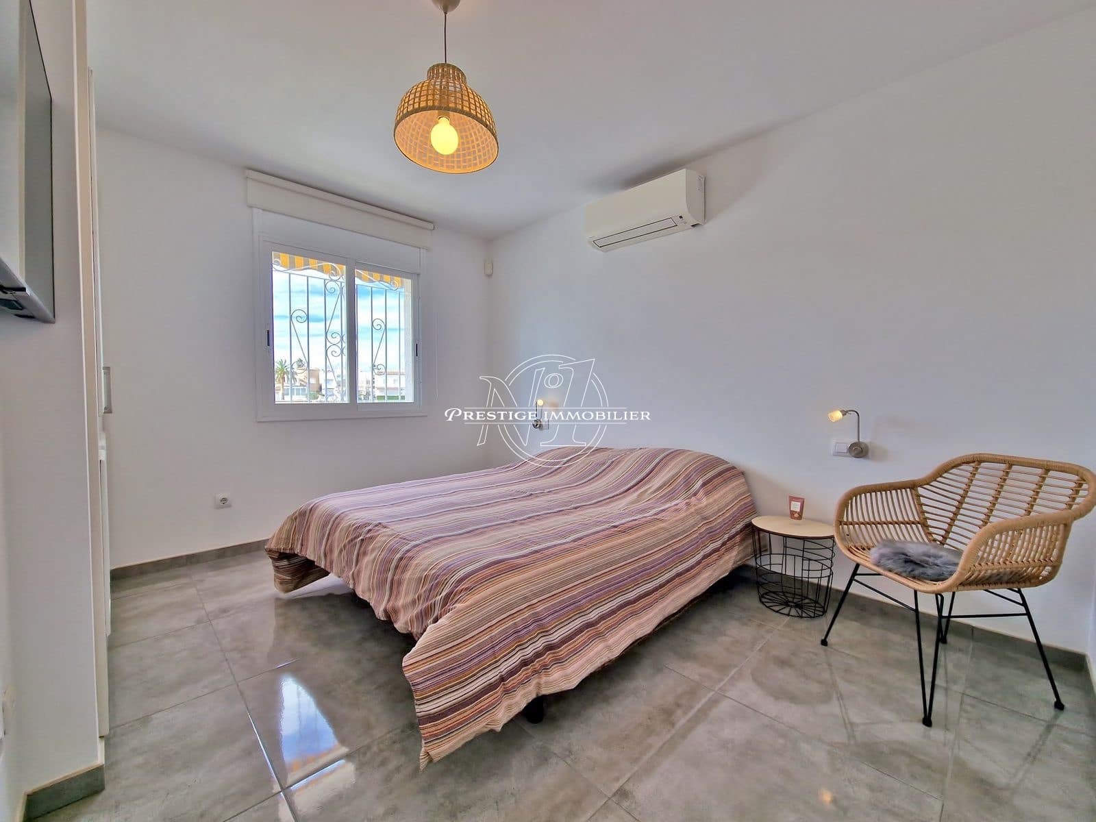 5 slaapkamer Villa te koop in Empuriabrava met zwembad - € 699.000 (Ref: 9263717)