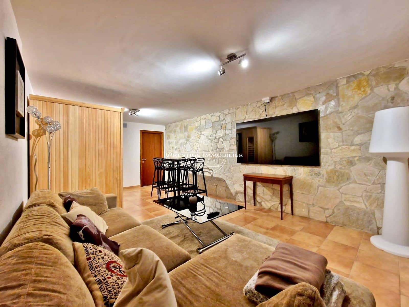 5 slaapkamer Villa te koop in Empuriabrava met zwembad - € 699.000 (Ref: 9263717)