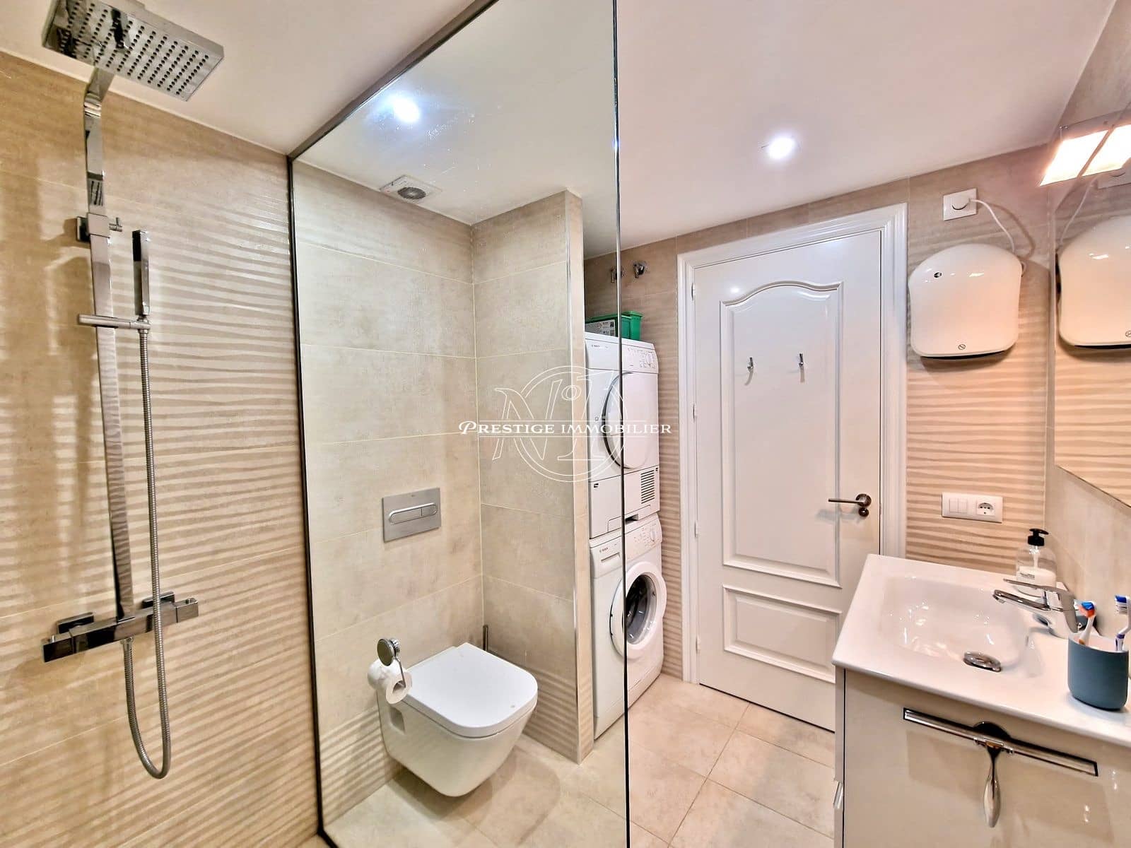 5 slaapkamer Villa te koop in Empuriabrava met zwembad - € 699.000 (Ref: 9263717)