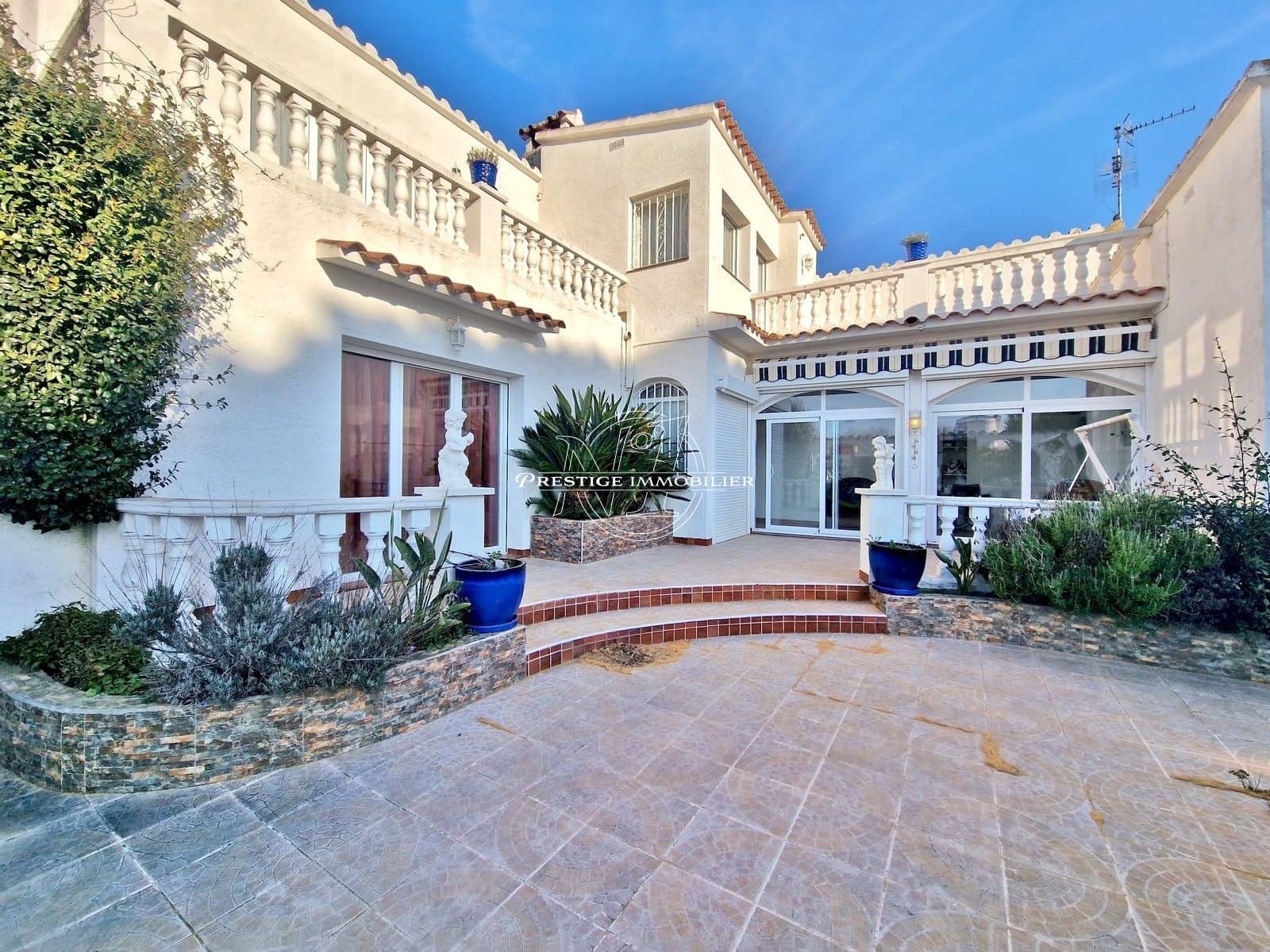 6 soveværelse Villa til salg i Empuriabrava - € 1.300.000 (Ref: 9263719)