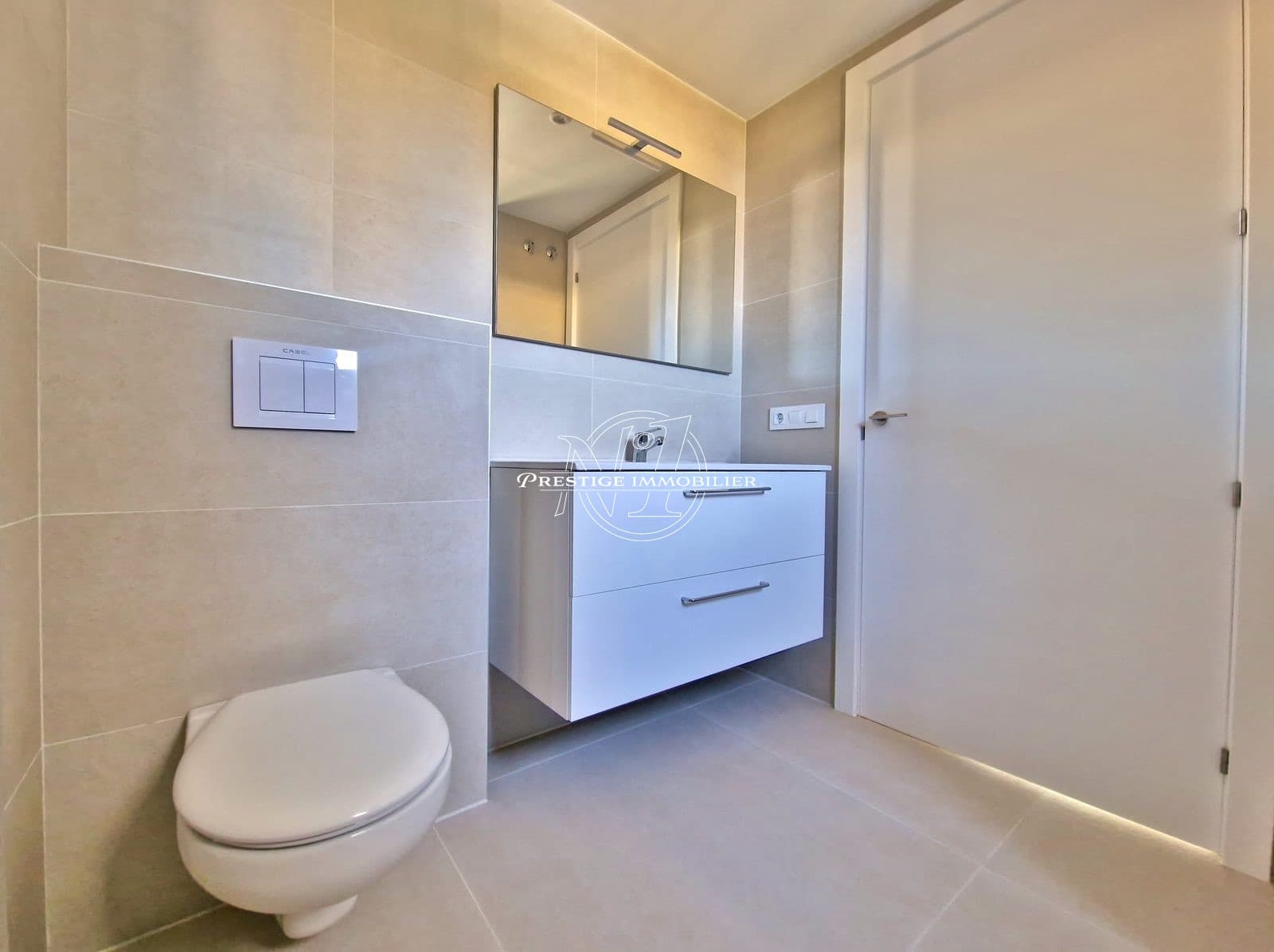 4 soveværelse Villa til salg i Empuriabrava med swimmingpool - € 739.000 (Ref: 9263720)