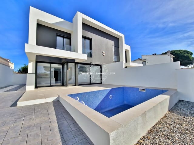 3 soveværelse Villa til salg i Empuriabrava, Castelló d'Empúries med swimmingpool - € 649.000 (Ref: 9263721)