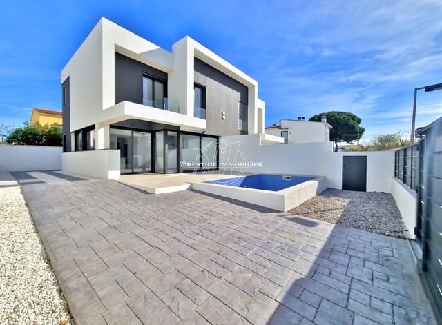 3 soveværelse Villa til salg i Empuriabrava, Castelló d'Empúries med swimmingpool - € 649.000 (Ref: 9263721)