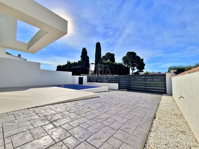 3 soveværelse Villa til salg i Empuriabrava, Castelló d'Empúries med swimmingpool - € 649.000 (Ref: 9263721)