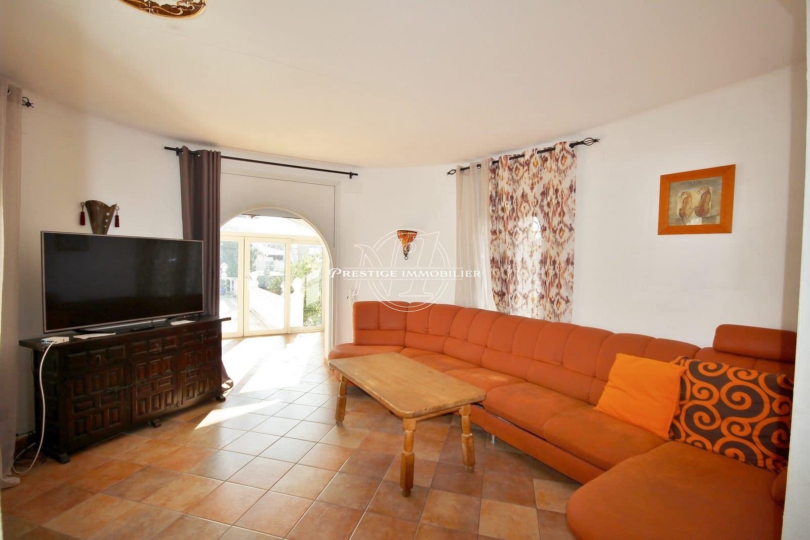 4 slaapkamer Villa te koop in Empuriabrava met zwembad - € 1.200.000 (Ref: 9263726)
