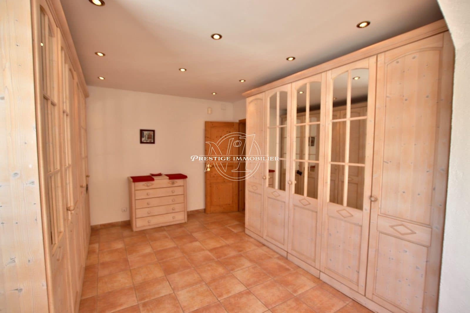 4 slaapkamer Villa te koop in Empuriabrava met zwembad - € 1.200.000 (Ref: 9263726)