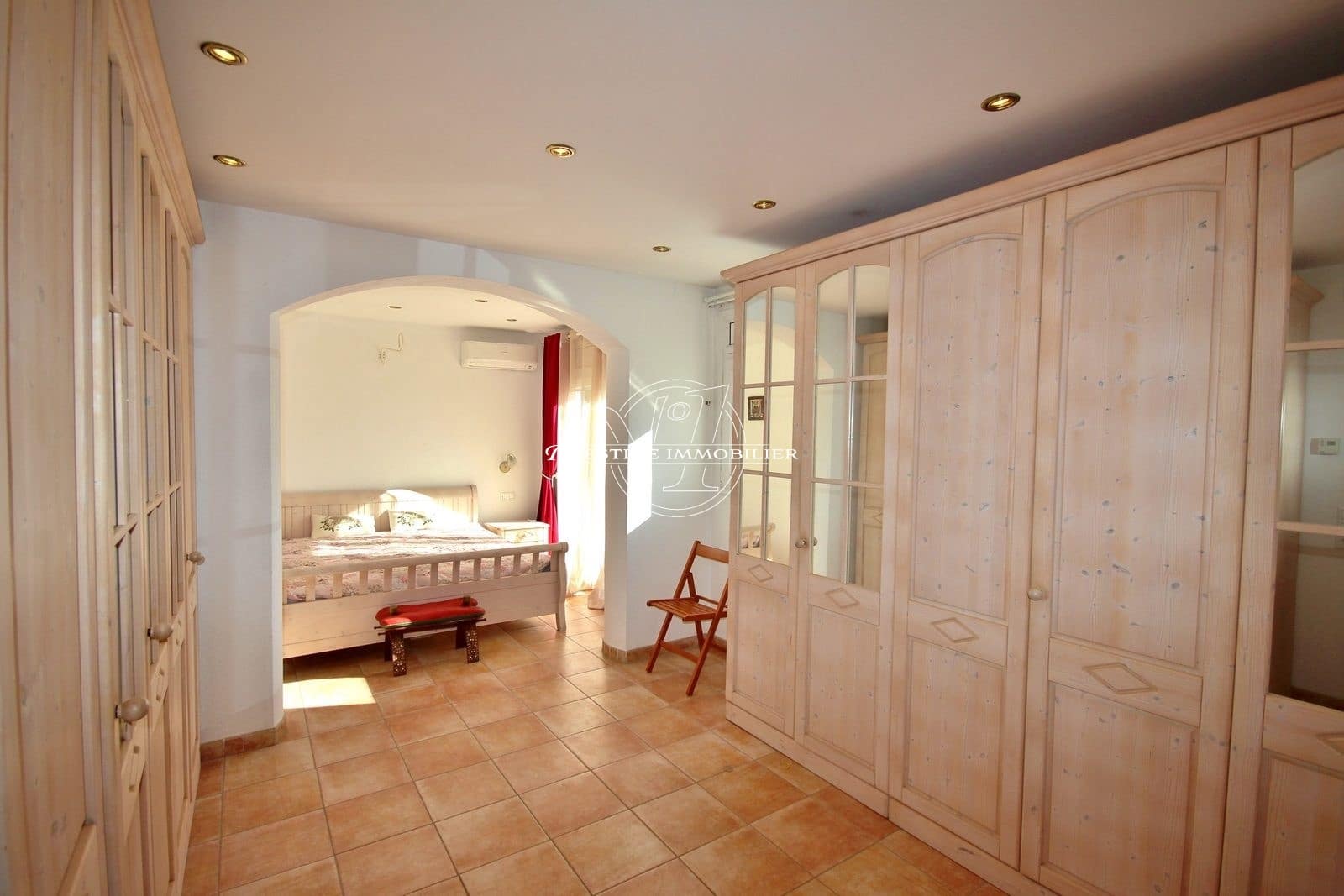 4 slaapkamer Villa te koop in Empuriabrava met zwembad - € 1.200.000 (Ref: 9263726)