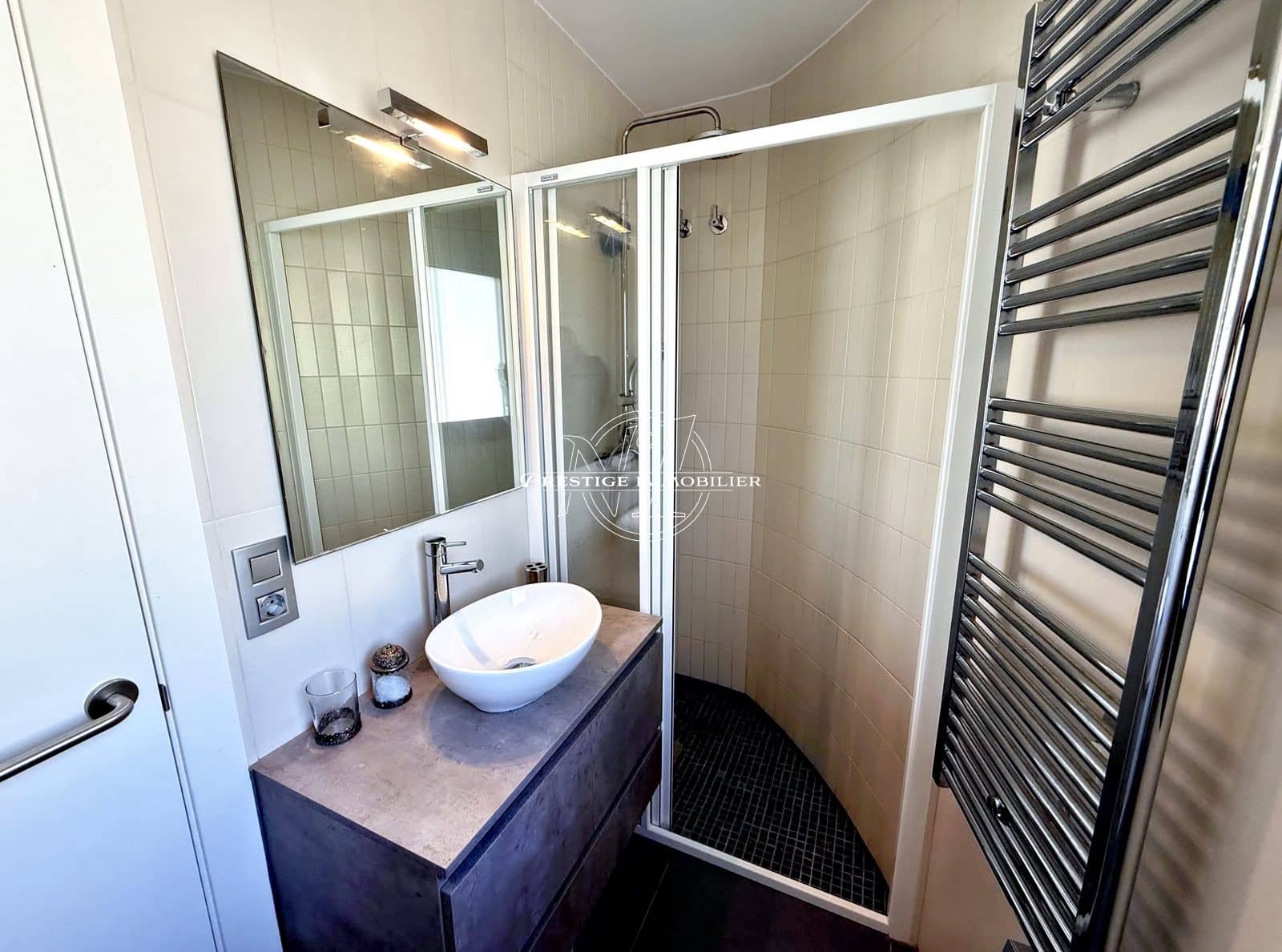 3 soveværelse Villa til salg i Empuriabrava med swimmingpool - € 820.000 (Ref: 9263727)