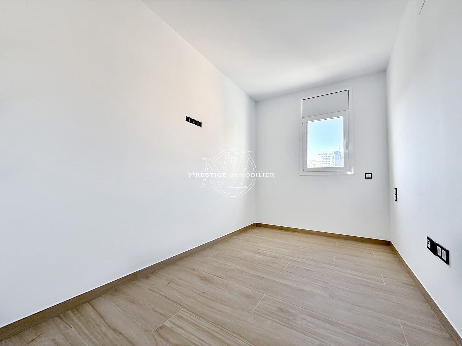 3 makuuhuone Omakotitalo myytävänä paikassa Empuriabrava - 399 000 € (Ref: 9265388)