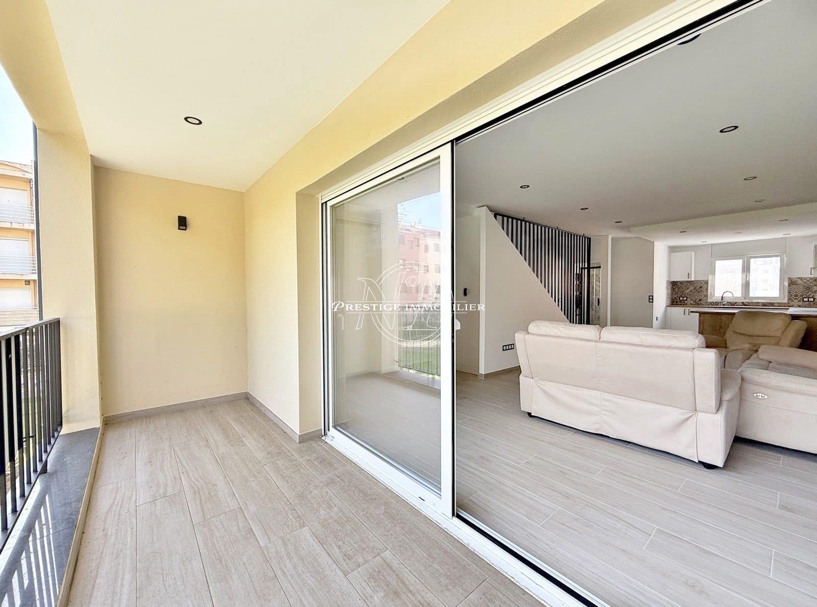 3 makuuhuone Omakotitalo myytävänä paikassa Empuriabrava - 399 000 € (Ref: 9265388)