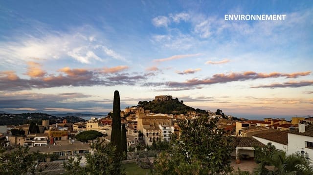 Hotel til salg i Platja d'Aiguablava, Begur - € 30.000.000 (Ref: 9269666)