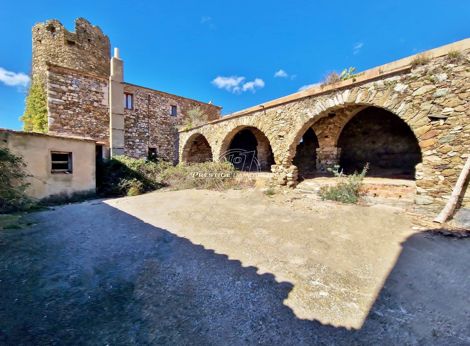 8 soveværelse Finca/Landehus til salg i Roses - € 2.350.000 (Ref: 9269667)