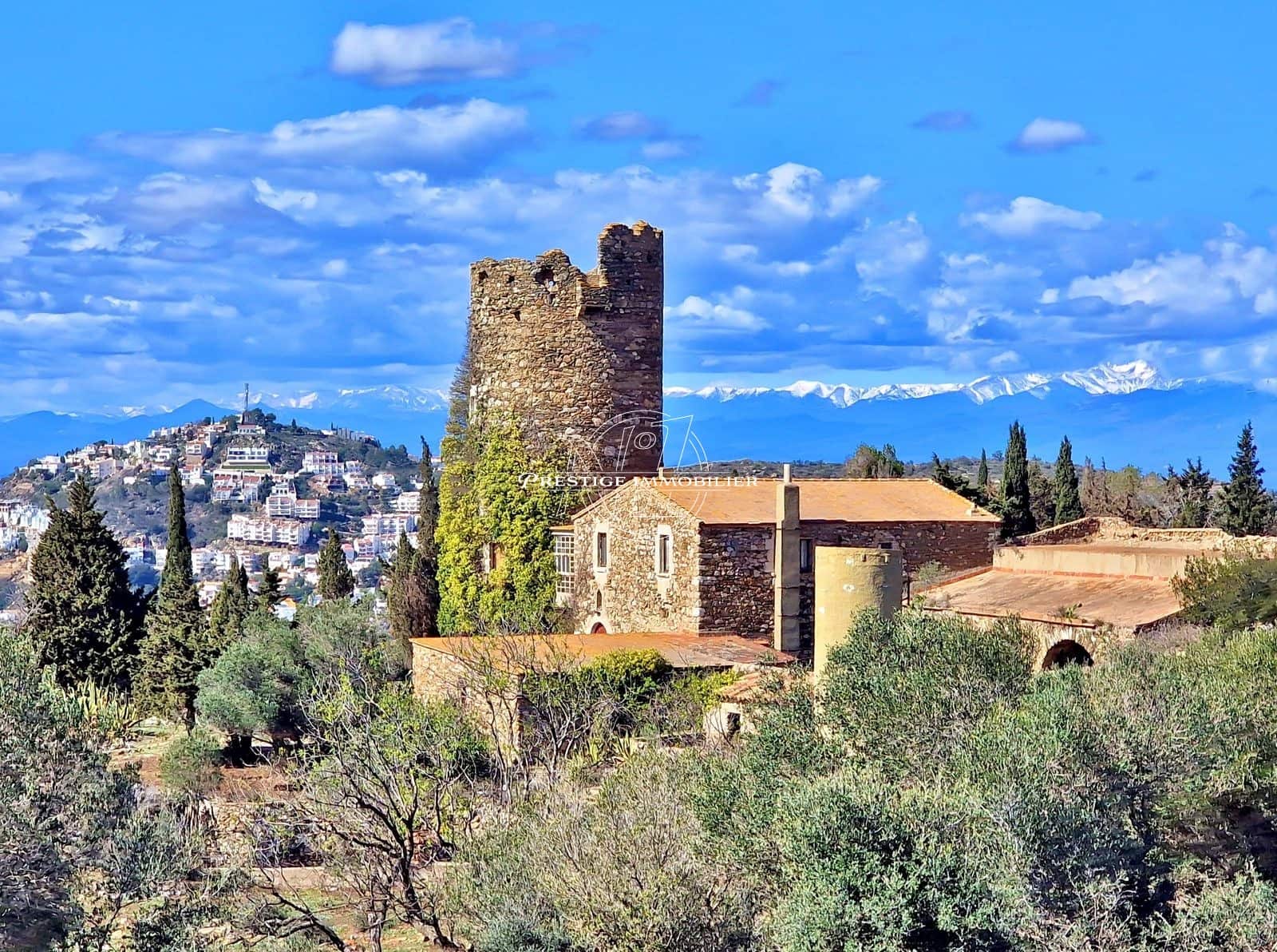 8 soveværelse Finca/Landehus til salg i Roses - € 2.350.000 (Ref: 9269667)