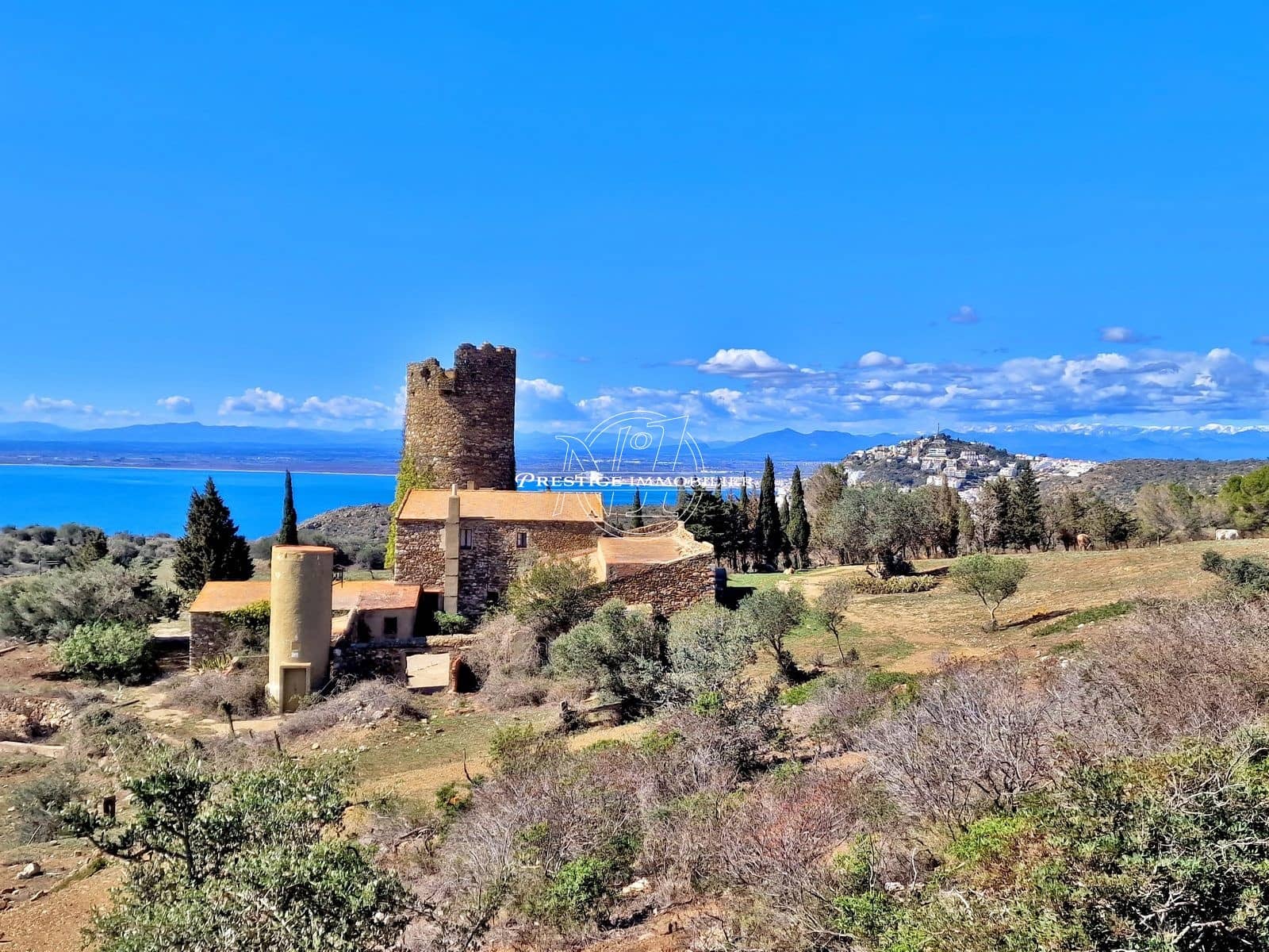 8 soveværelse Finca/Landehus til salg i Roses - € 2.350.000 (Ref: 9269667)