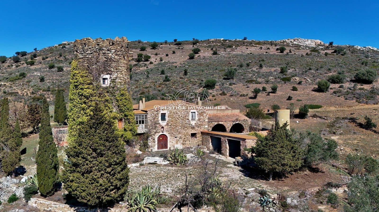 8 soveværelse Finca/Landehus til salg i Roses - € 2.350.000 (Ref: 9269667)