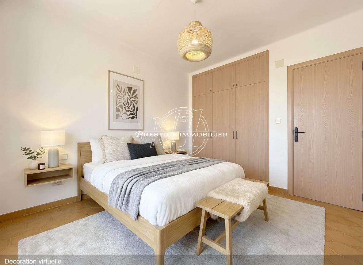 2 bedroom Apartment for sale in Roses - € 320,000 (Ref: 9279747)