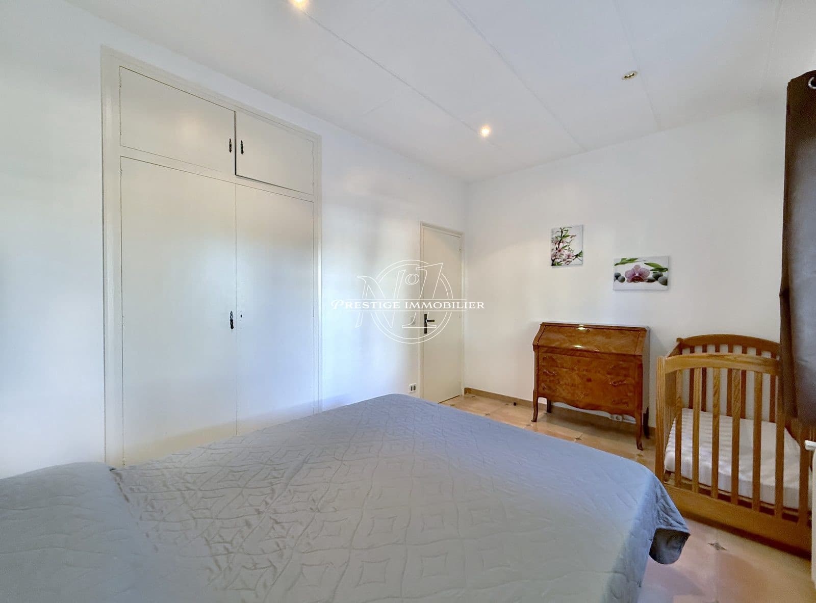 Chalet de 5 habitaciones en Empuriabrava en venta con piscina - 550.000 € (Ref: 9283524)