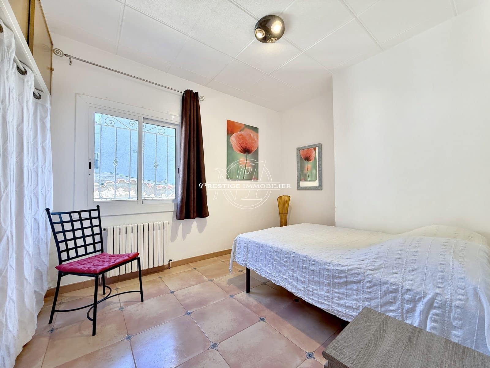 Chalet de 5 habitaciones en Empuriabrava en venta con piscina - 550.000 € (Ref: 9283524)