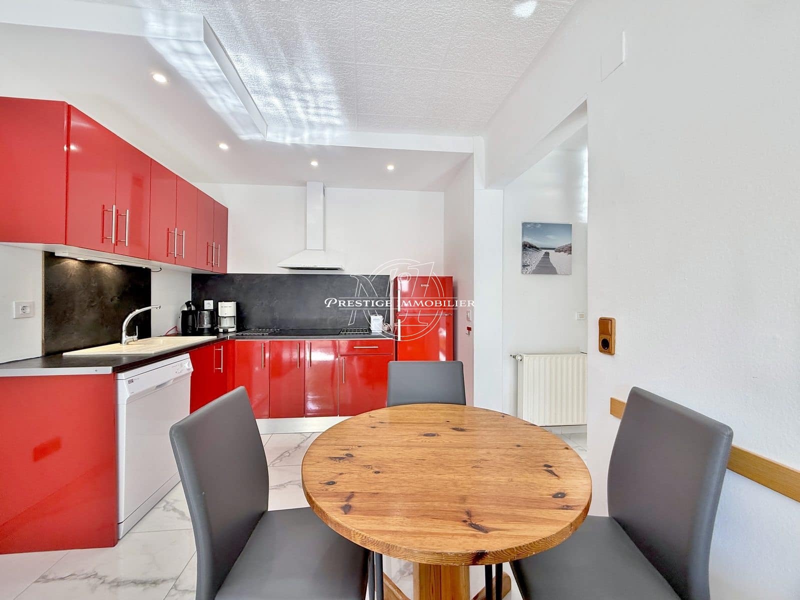 4 soveværelse Villa til salg i Empuriabrava med swimmingpool - € 615.000 (Ref: 9299019)