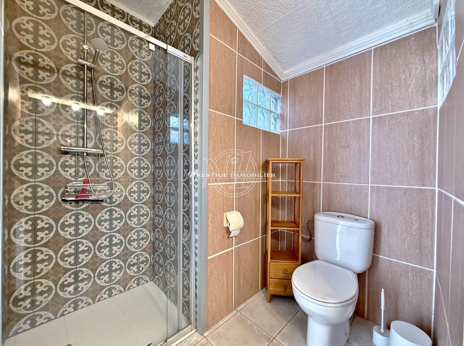 4 soveværelse Villa til salg i Empuriabrava med swimmingpool - € 615.000 (Ref: 9299019)