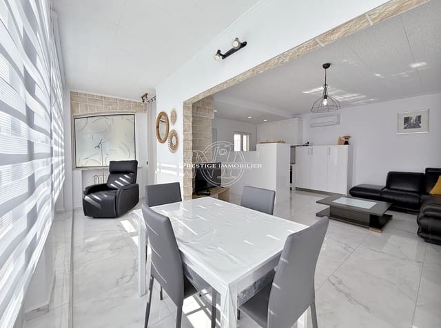 4 makuuhuone Huvila myytävänä paikassa Empuriabrava, Castelló d'Empúries mukana uima-altaan - 595 000 € (Ref: 9299019)