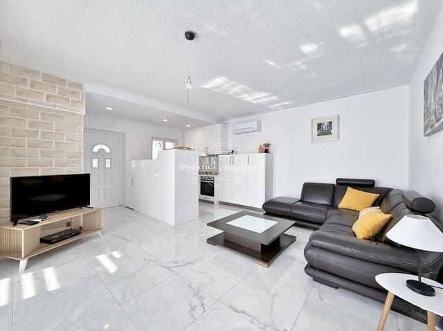 4 makuuhuone Huvila myytävänä paikassa Empuriabrava, Castelló d'Empúries mukana uima-altaan - 595 000 € (Ref: 9299019)