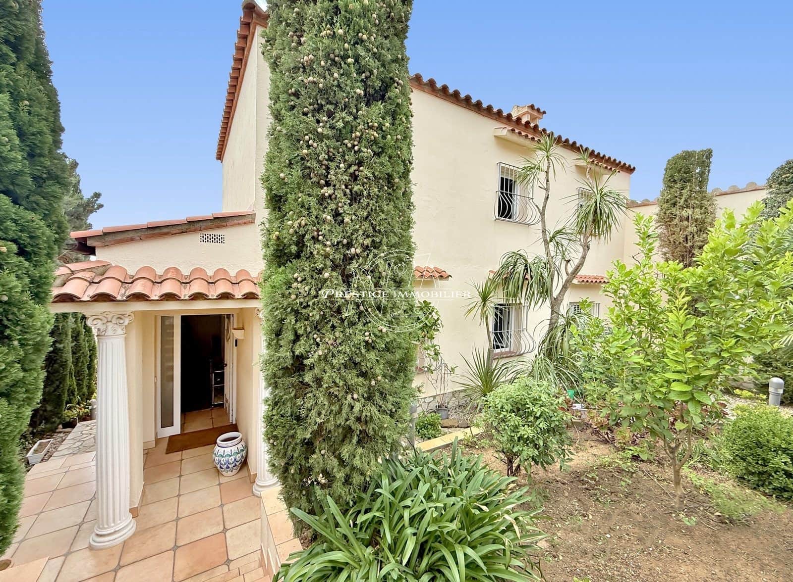 4 chambre Villa/Maison à vendre à Palau-saverdera avec piscine - 680 000 € (Ref: 9326429)