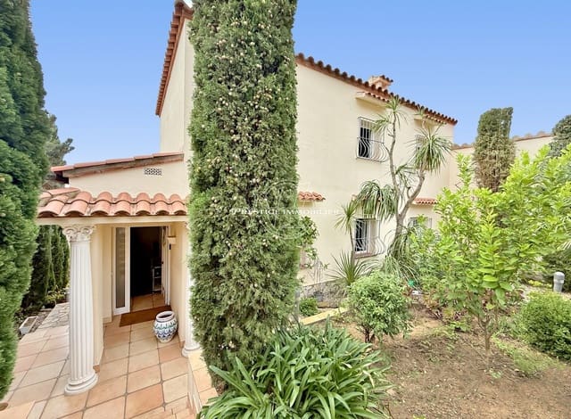 4 slaapkamer Villa te koop in Palau-saverdera met zwembad - € 680.000 (Ref: 9326429)