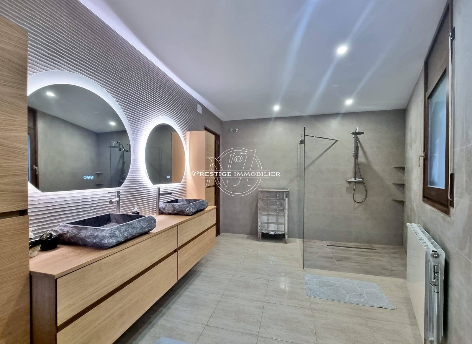 4 Zimmer Villa zu verkaufen in Roses mit Pool - 749.000 € (Ref: 9326430)