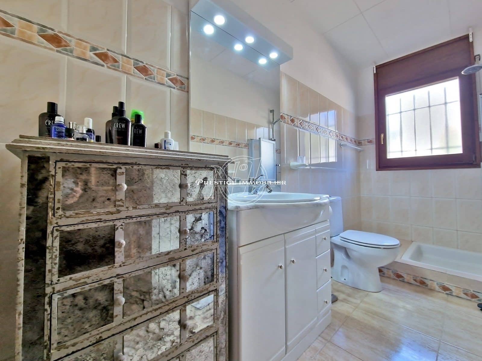 4 Zimmer Villa zu verkaufen in Roses mit Pool - 749.000 € (Ref: 9326430)