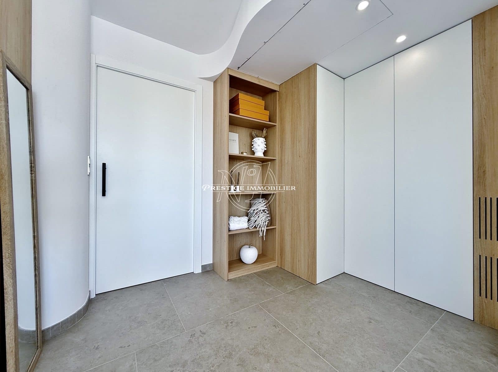 4 bedroom Villa for sale in Empuriabrava with pool garage - € 1,890,000 (Ref: 9326432)