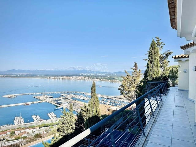 4 sypialnia Willa na sprzedaż w Roses z basenem - 1 357 000 € (Ref: 9341726)