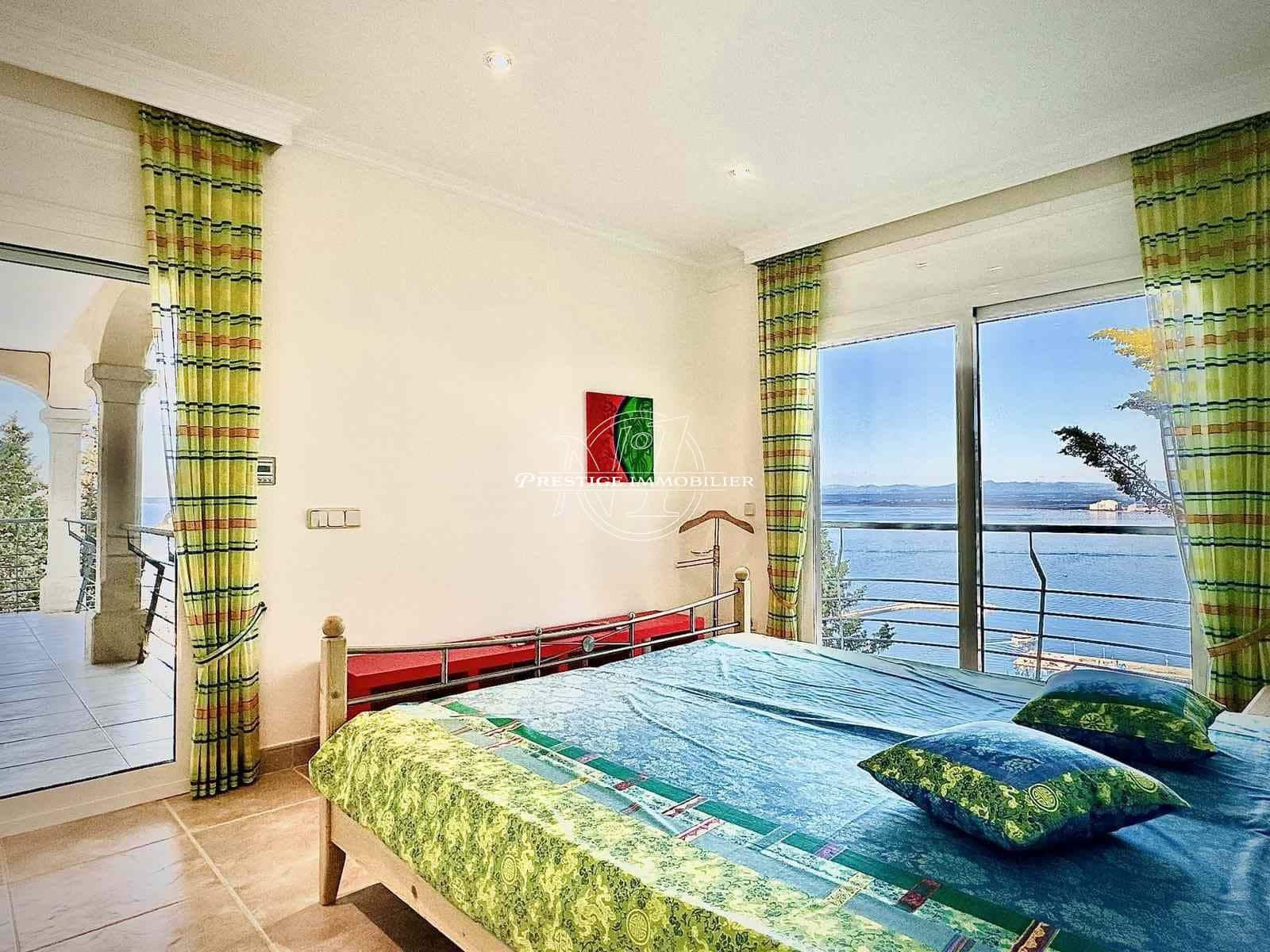 4 sypialnia Willa na sprzedaż w Roses z basenem - 1 357 000 € (Ref: 9341726)