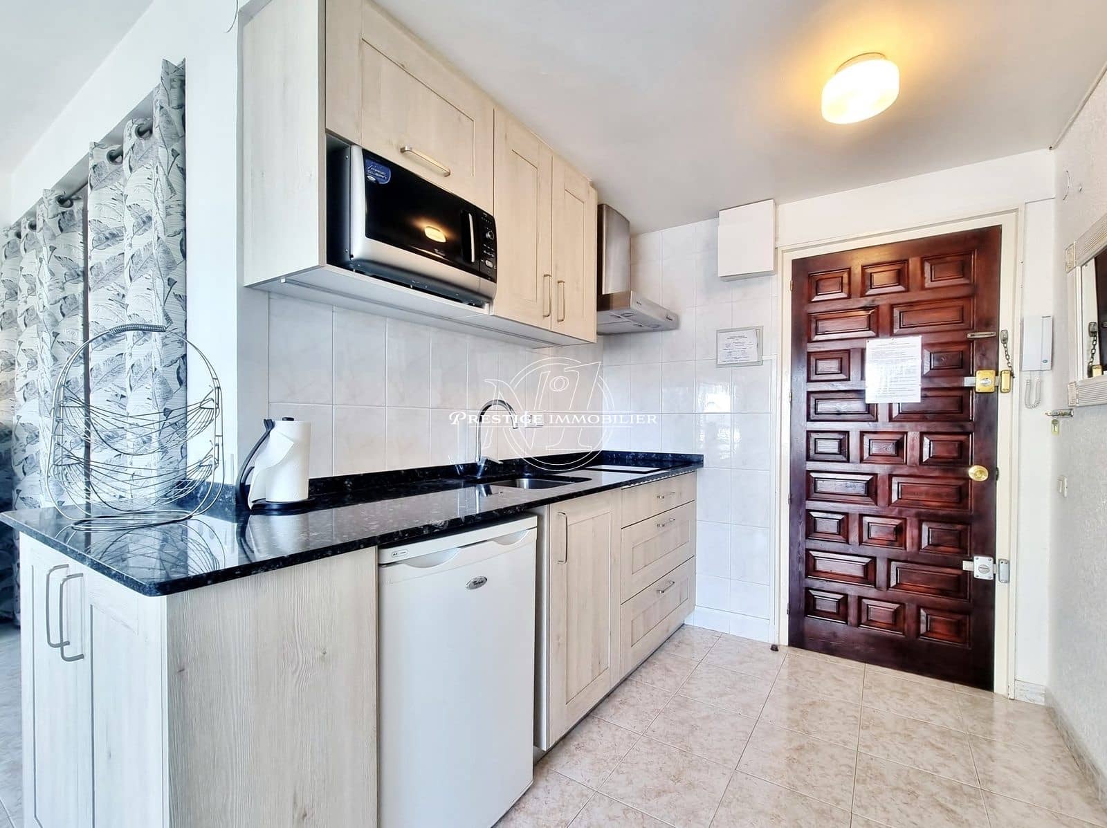 2 bedroom Apartment for sale in Roses with pool - € 239,500 (Ref: 9345698)