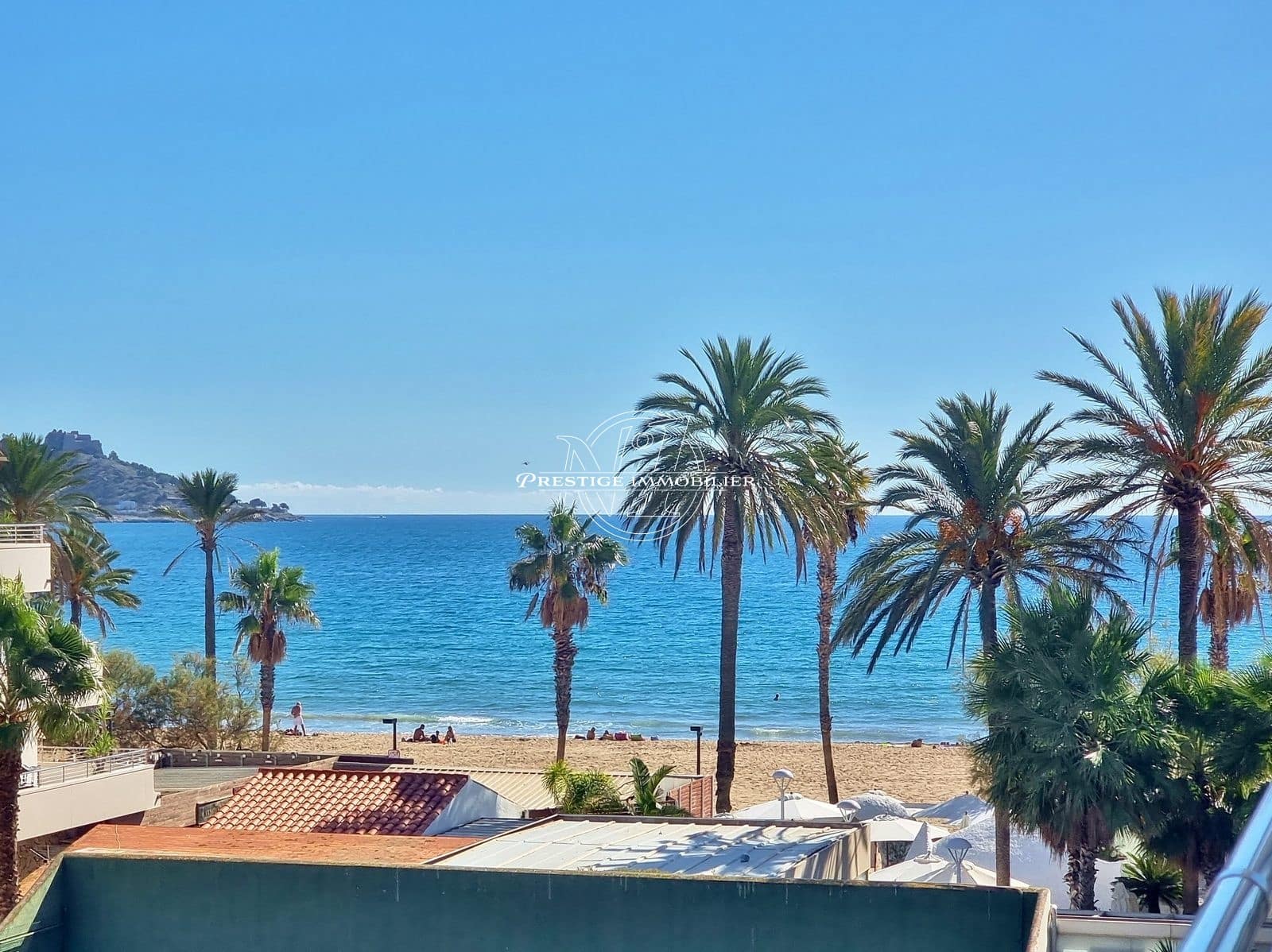 2 bedroom Apartment for sale in Roses with pool - € 239,500 (Ref: 9345698)