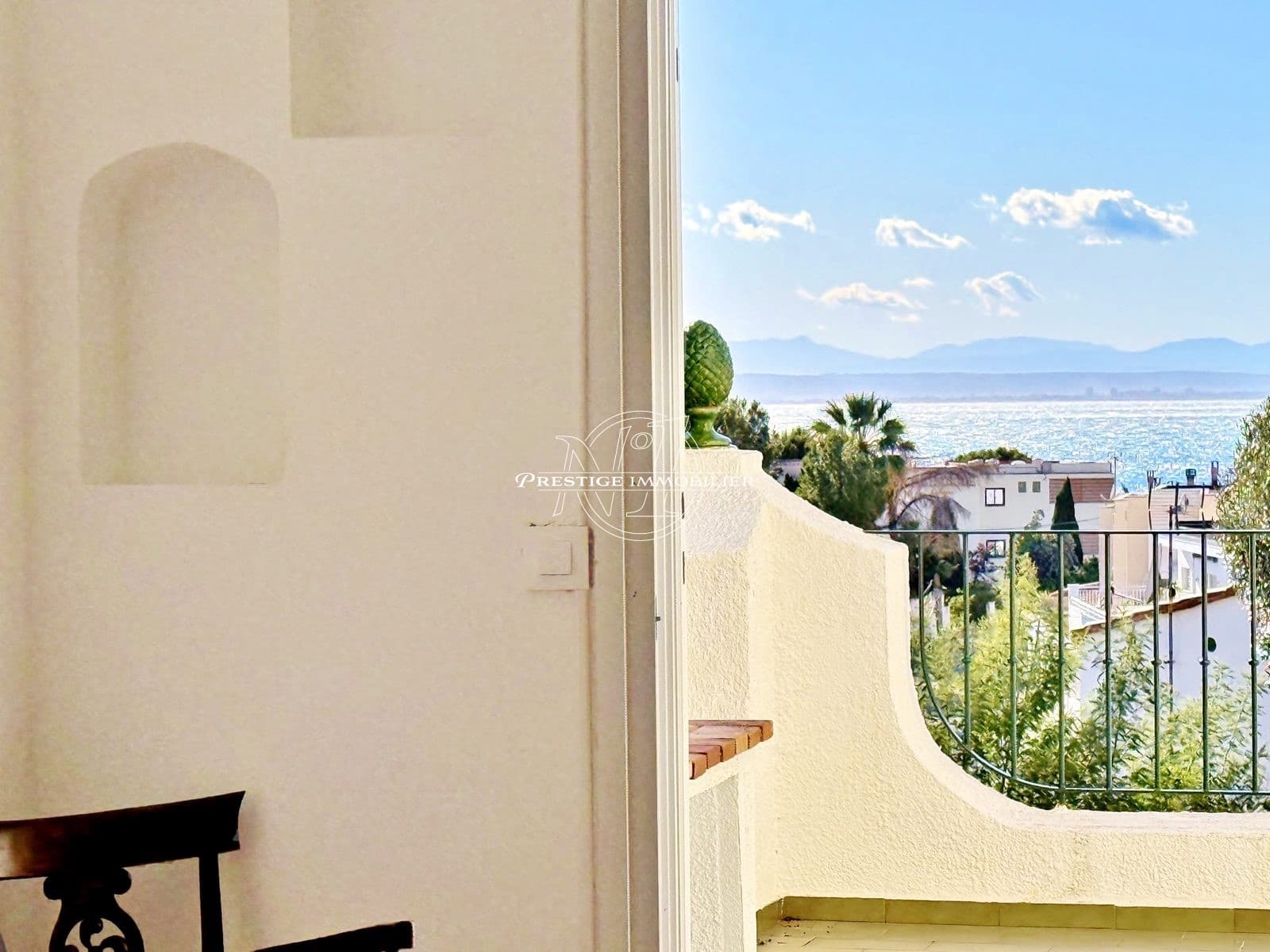 3 bedroom Villa for sale in Roses - € 399,000 (Ref: 9354522)