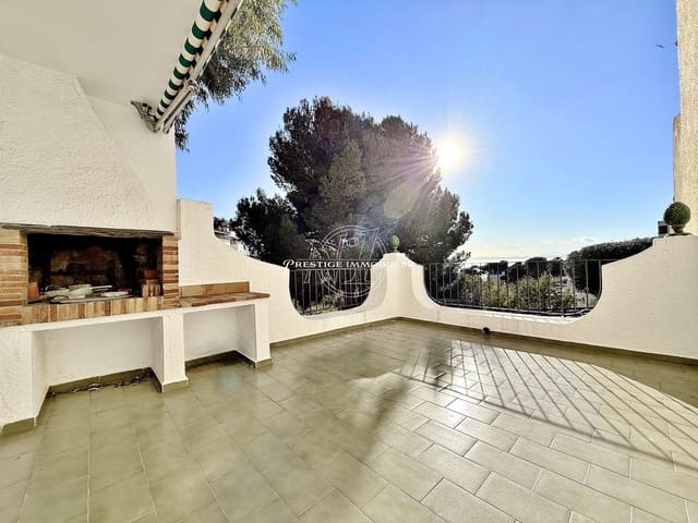 3 bedroom Villa for sale in Roses - € 399,000 (Ref: 9354522)
