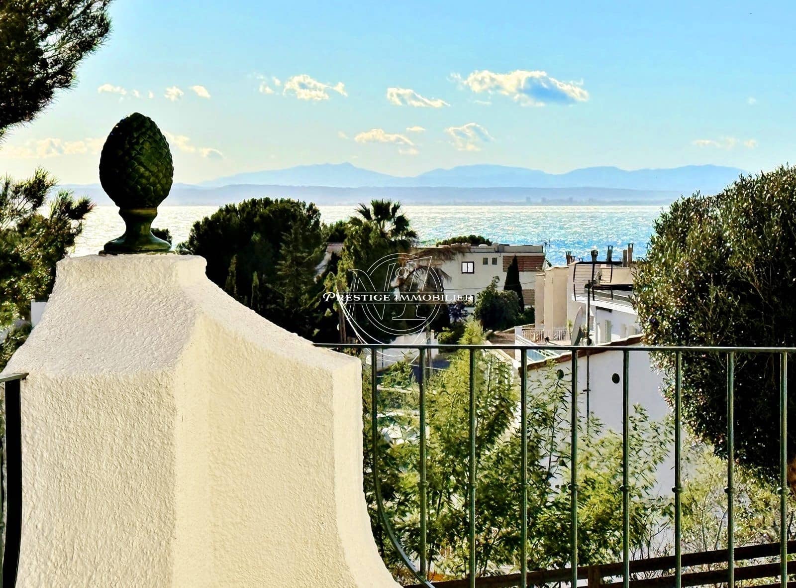 3 bedroom Villa for sale in Roses - € 399,000 (Ref: 9354522)