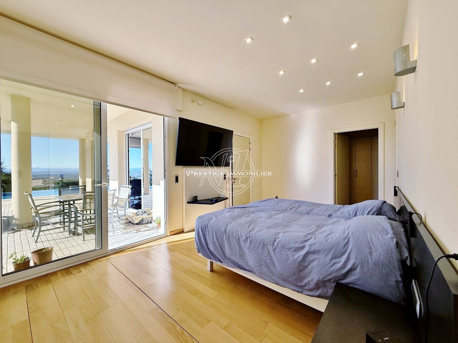 4 slaapkamer Villa te koop in Palau-saverdera met zwembad - € 1.250.000 (Ref: 9362288)