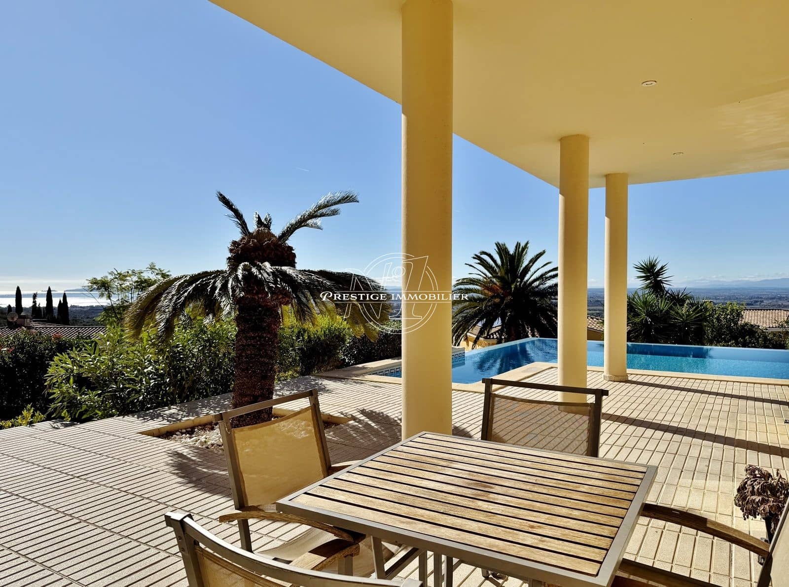 4 slaapkamer Villa te koop in Palau-saverdera met zwembad - € 1.250.000 (Ref: 9362288)