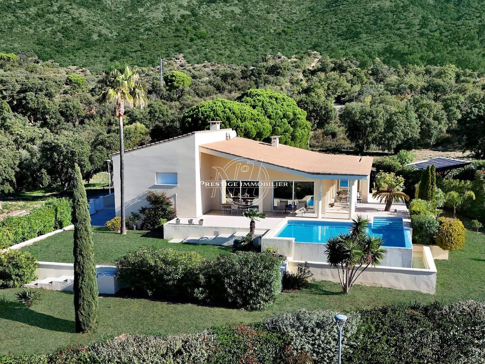 4 slaapkamer Villa te koop in Palau-saverdera met zwembad - € 1.250.000 (Ref: 9362288)